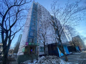 Стрит-ритейл у метро Планерная